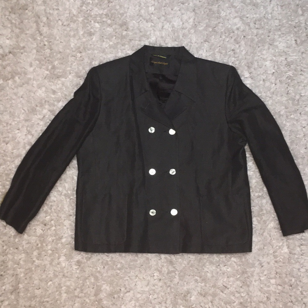 Black blazer plus-size